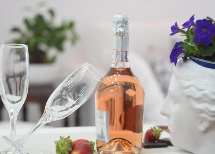 St Peter's Elegant Holidays Apartman *