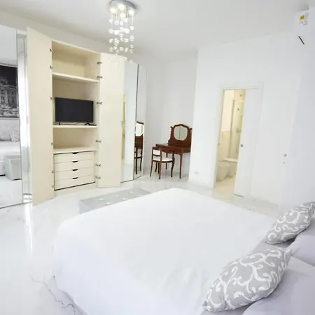 St Peter's Elegant Holidays Apartamento Roma