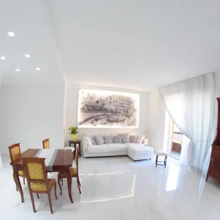 St Peter's Elegant Holidays Apartment *
